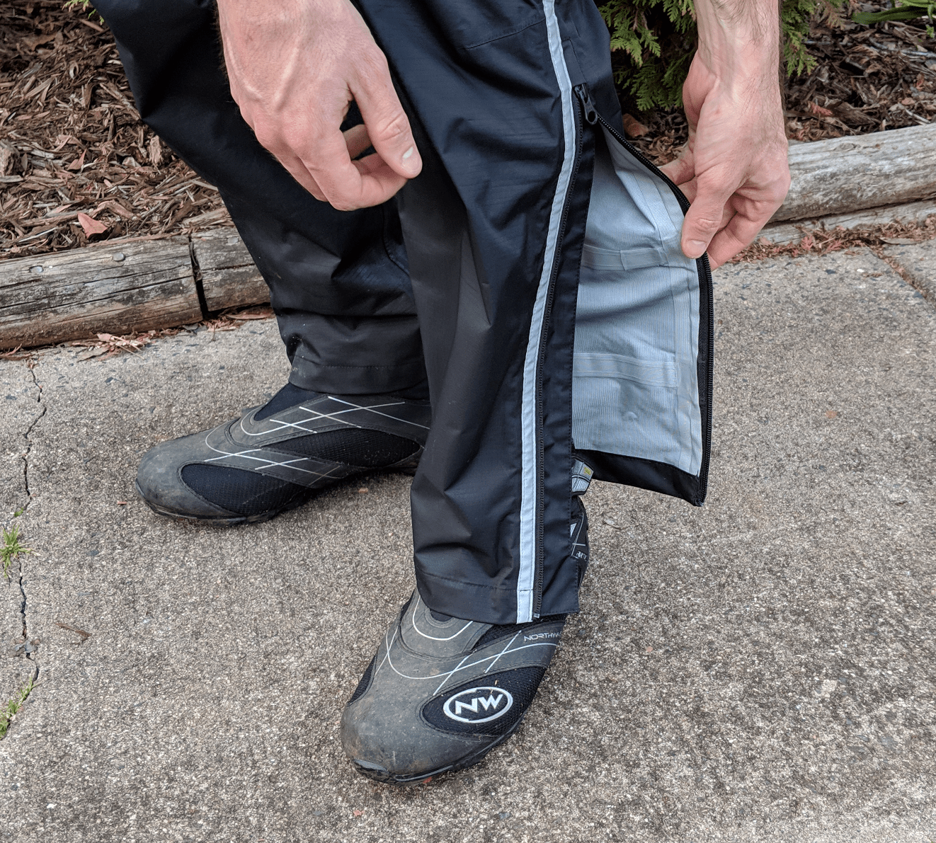 Showers Pass Transit Pants Zipper